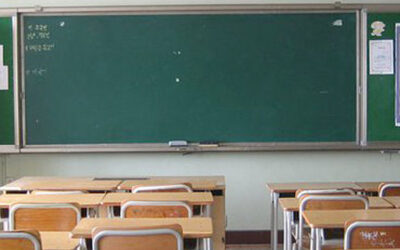 Genitori a scuola per imparare ad educare i figli.